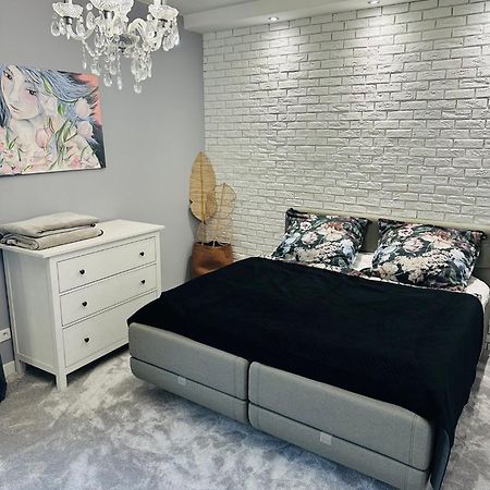 Rynek Apartament Tarnowskie Góry Esterno foto