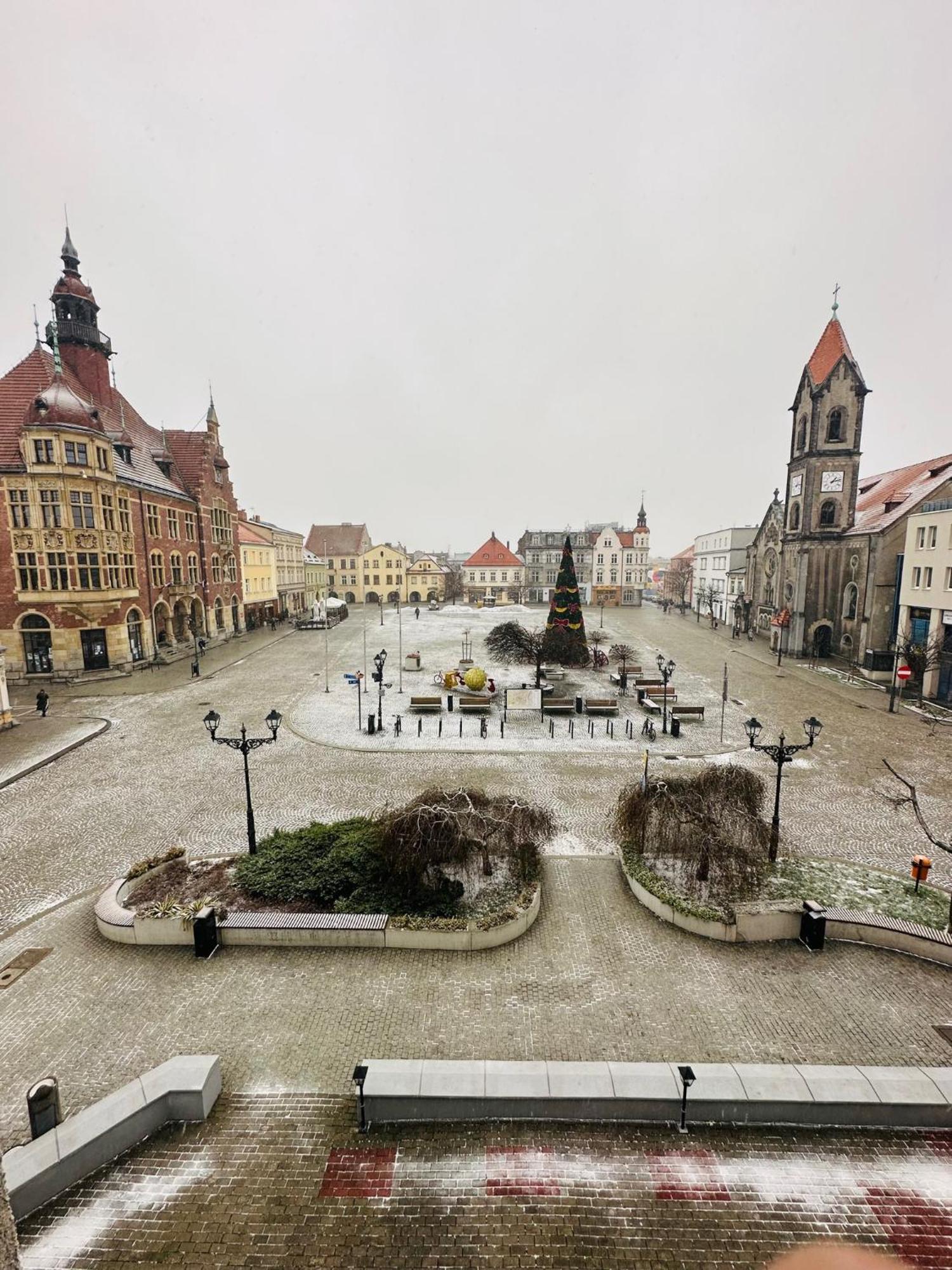 Rynek Apartament Tarnowskie Góry Esterno foto
